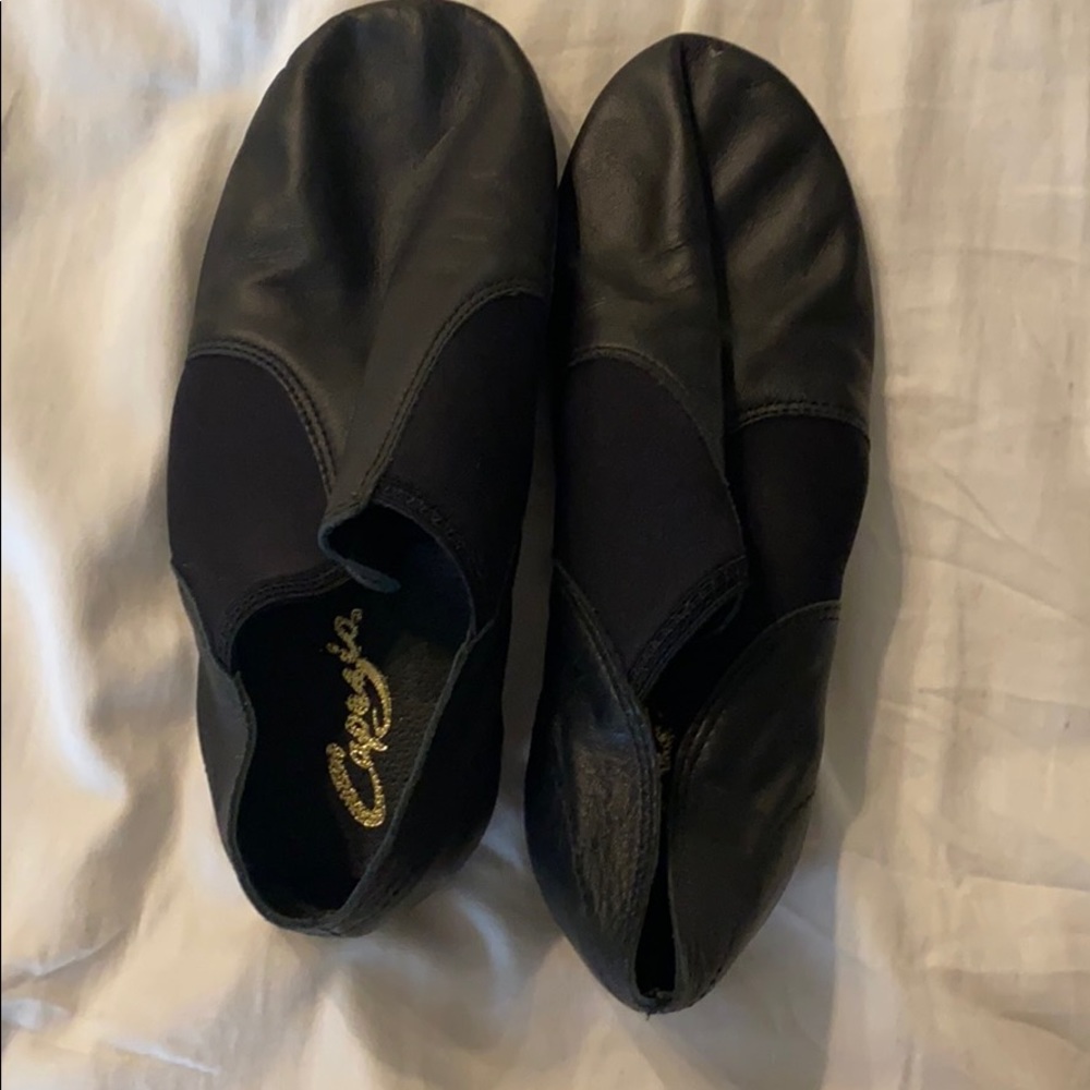 black jazz shoes